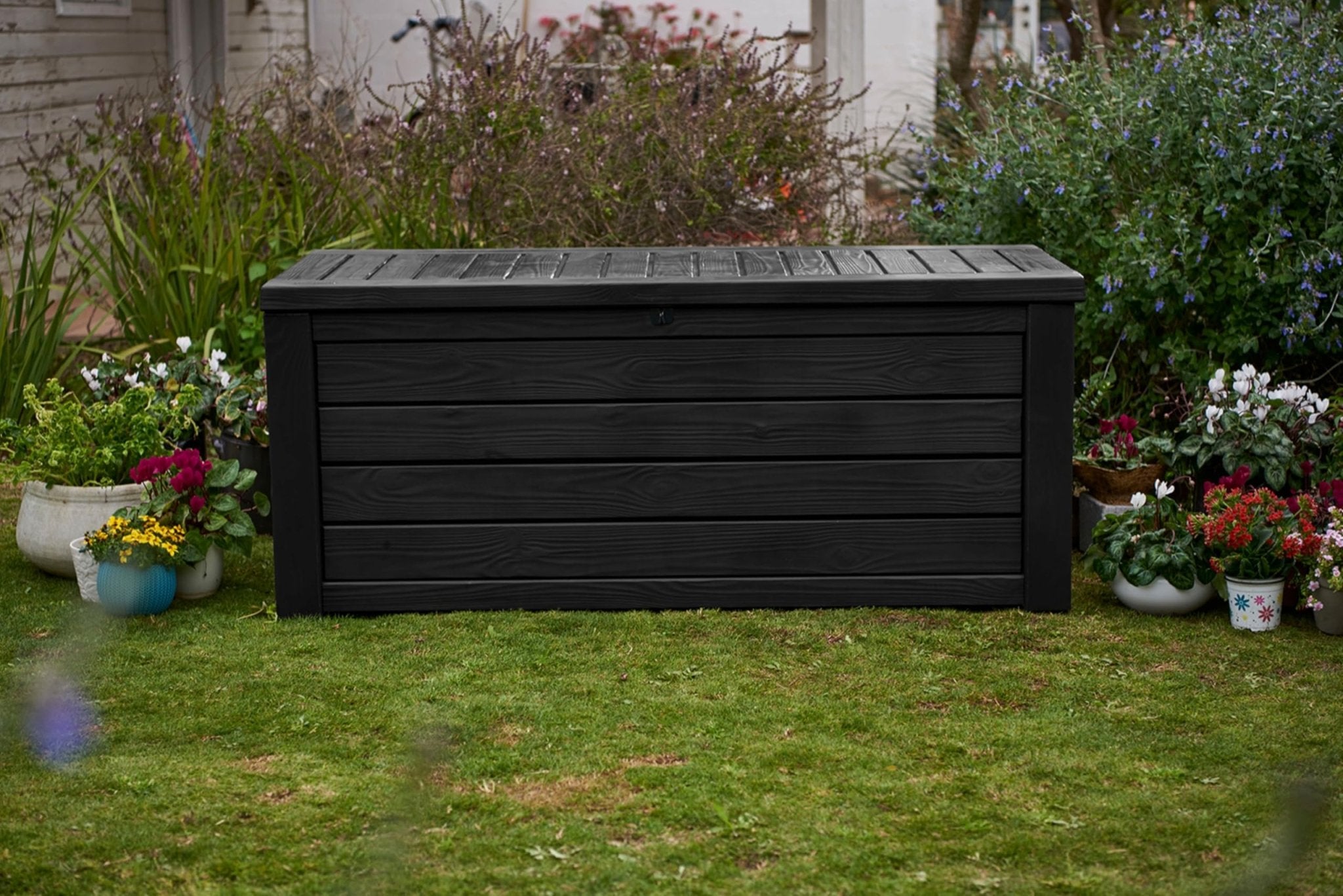 Keter Westwood 150 Gallon Deck Box Organizer, Doubles as 2 - Person Bench Seat, Brown – Large Resin Outdoor Storage and Seating with Lockable Lid for Garden, Pool, and Patio - Outdoor Boys outdoorboys